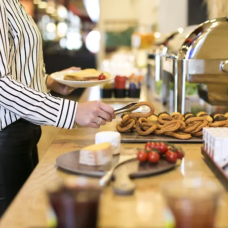 Centre By Ihg آيندهوفن