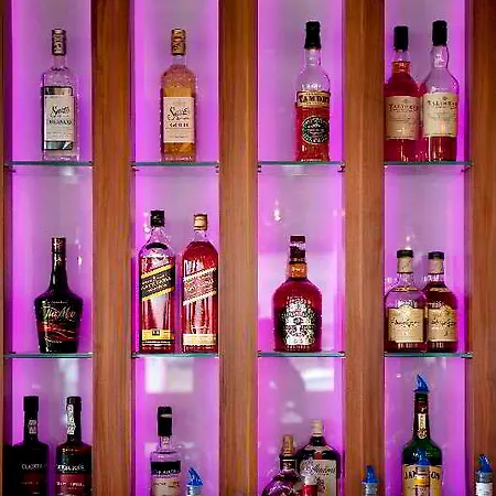 Centre By Ihg فندق آيندهوفن