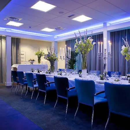 Centre By Ihg 4*