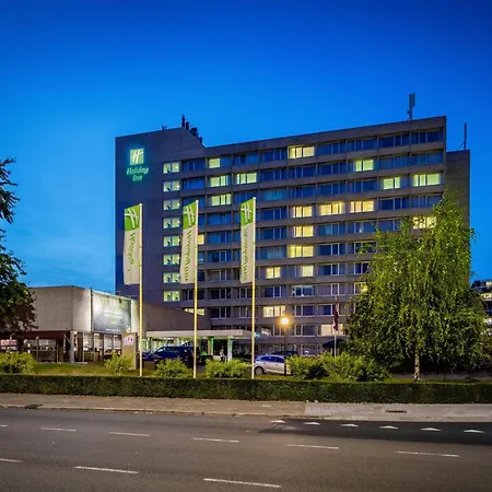 מלון Centre By Ihg 4*