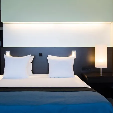 Centre By Ihg מלון 4*