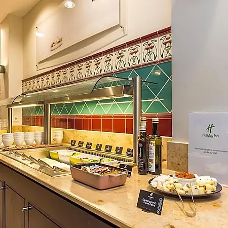 Centre By Ihg 4*