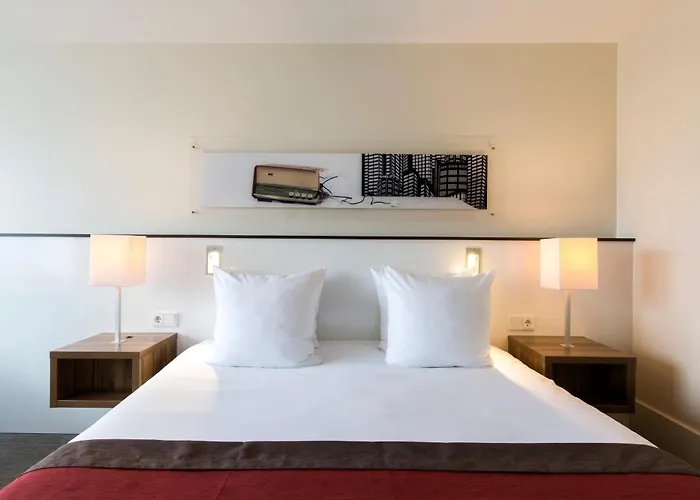 Centre By Ihg Hotell Eindhoven