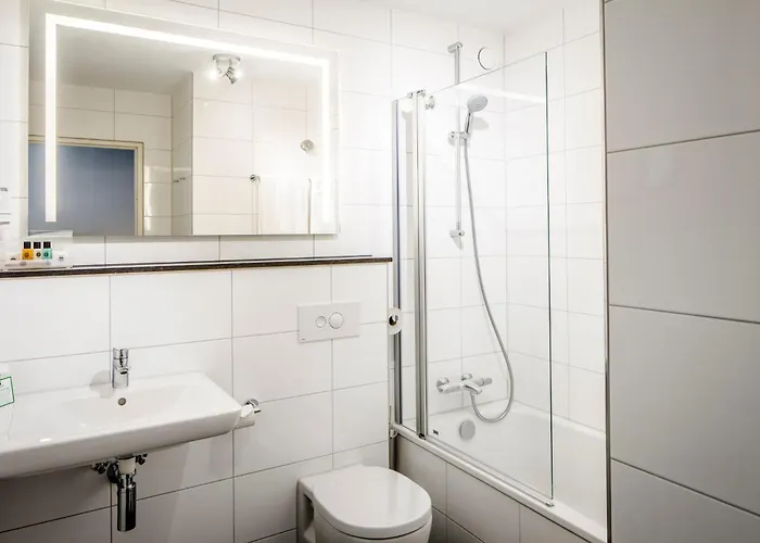 Centre By Ihg Otel 4*