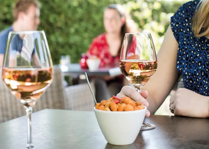 Centre By Ihg Отель