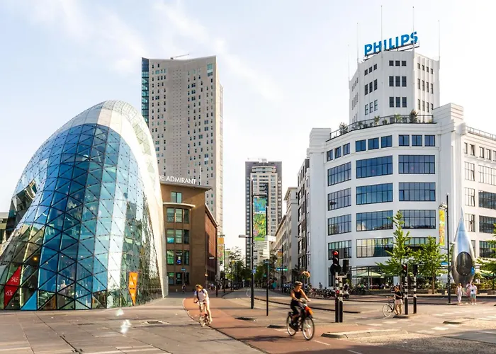 Отель Centre By Ihg