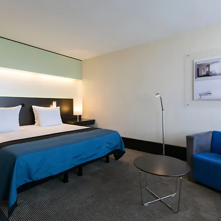 Centre By Ihg 4*