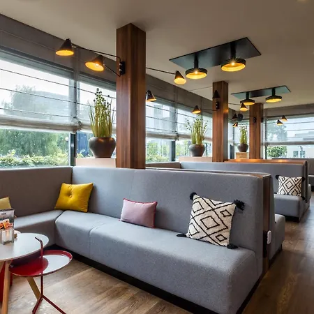 Hotel Centre By Ihg 4*