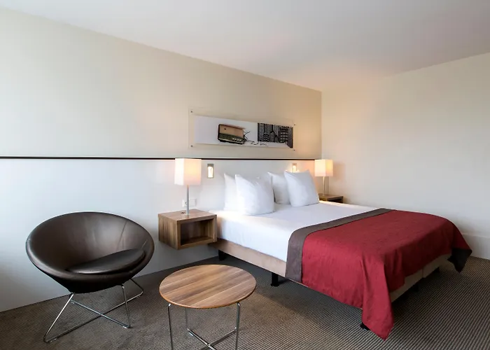 Centre By Ihg Eindhoven